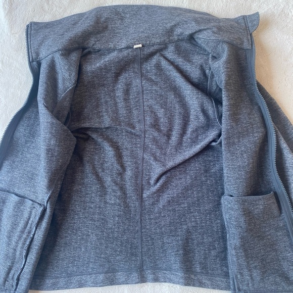 Under Armour xs jacket - Picture 5 of 7